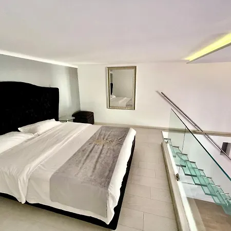 Enzo Capo Jacuzzi Appartamento