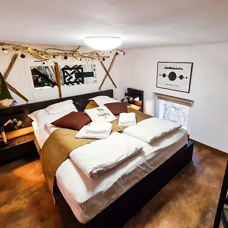 Apartment Rustic Flat With Perfect Location Budapest