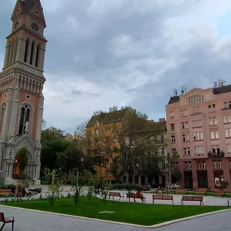 Rustic Flat With Perfect Location Budapest