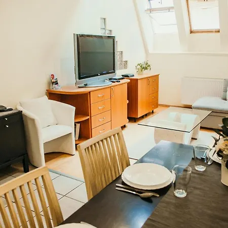 Apartman Elite & *