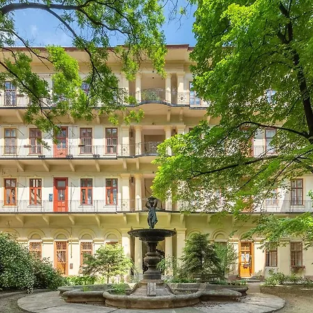 Liszt Designer 2bedroom Center Apartment *