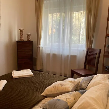 Guest house Full 2bdr Garden House Near To Downtown Metro Free Parking *