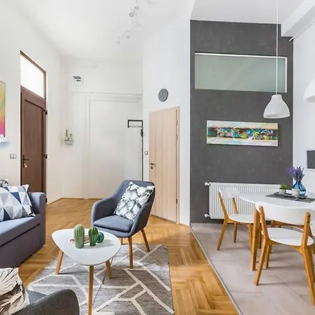 Apartman Your Well Deserved Happy Place With Love Budapest