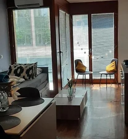 Apartment Cleopatra