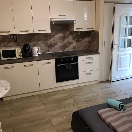 Appartamento Roland Apartmant Zuglo *