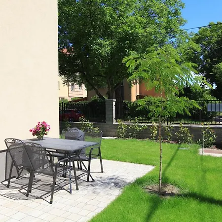 Paskal-lux With Free Parking And Air Conditioner Apartment
