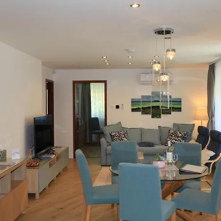 Paskal-lux With Free Parking And Air Conditioner Budapest