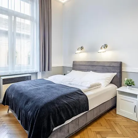 Luxurious At Center