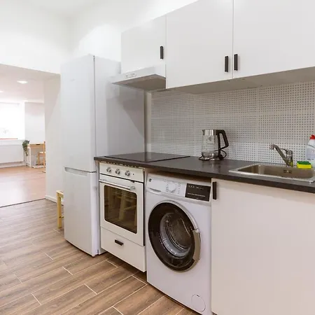 Stylish 2-bedroom In Apartment Budapest