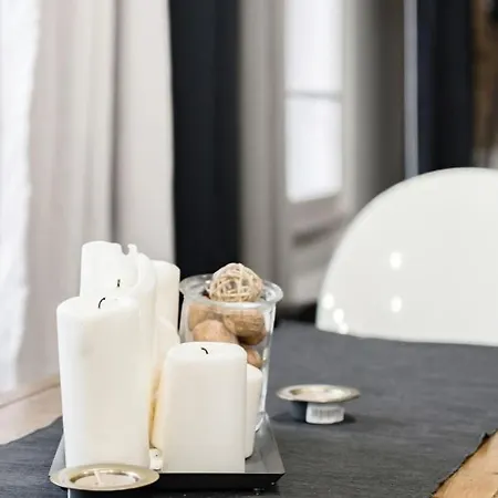 Designer Dream At The St. Stephen Basilica Apartment Budapest