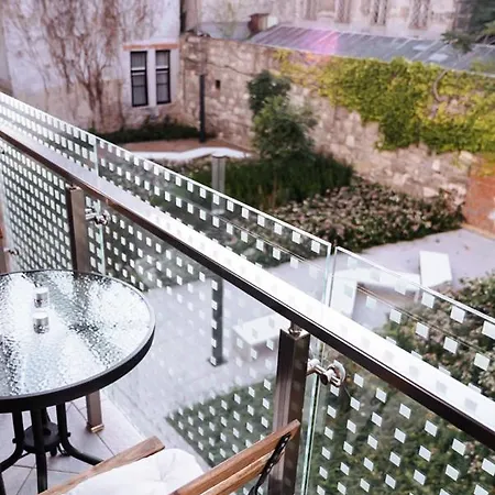 B 202, In The Heart Of The Jewish Quarter * Budapest