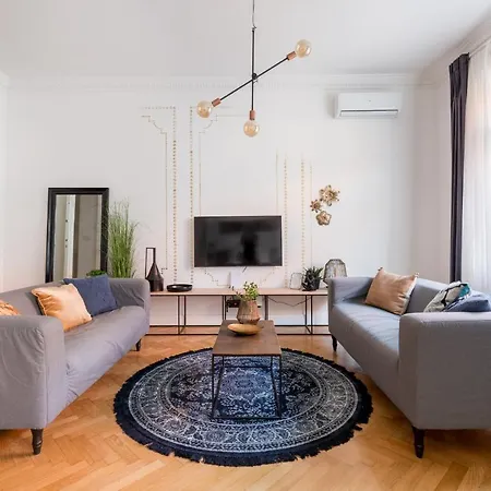 Style & Harmony In The Absolute Center Of Apartment Budapest