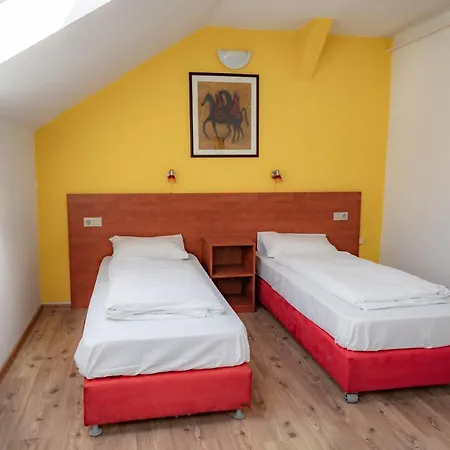 Equity Point * Budapešť
