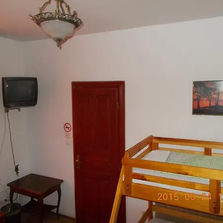 Hungaria Vendégház 2*