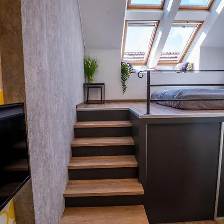 Palms Apartment *
