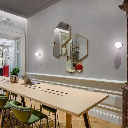 Oktogon Haggenmacher By Continental Group Hotel 4*