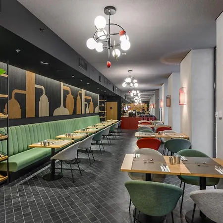 Oktogon Haggenmacher By Continental Group Hotel 4*