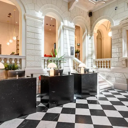 Oktogon Haggenmacher By Continental Group Budapesta