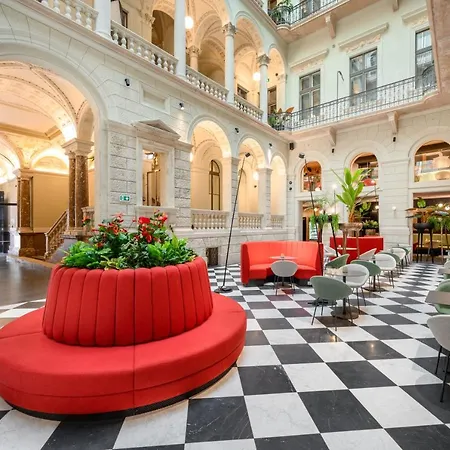 Oktogon Haggenmacher By Continental Group Hotel 4*