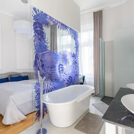 Designer Luxury In The Jewish Quarter Budapest