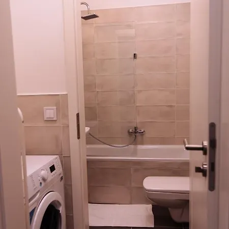 B 202, In The Heart Of The Jewish Quarter * Budapest