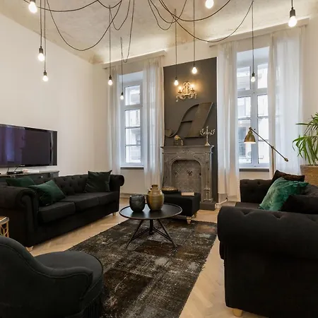 Apartment Bohemian Dream In The Absolute Center W 2br/2bt *