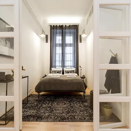 Bohemian Dream In The Absolute Center W 2br/2bt Apartment Budapest