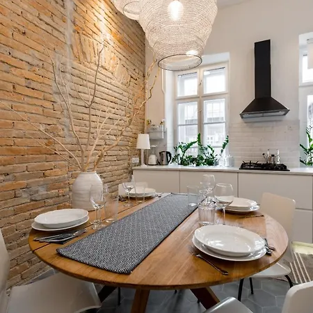Bohemian Dream In The Absolute Center W 2br/2bt * Budapest