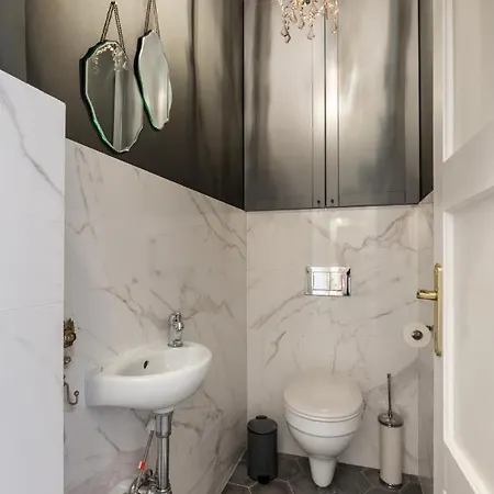 Bohemian Dream In The Absolute Center W 2br/2bt * Budapest