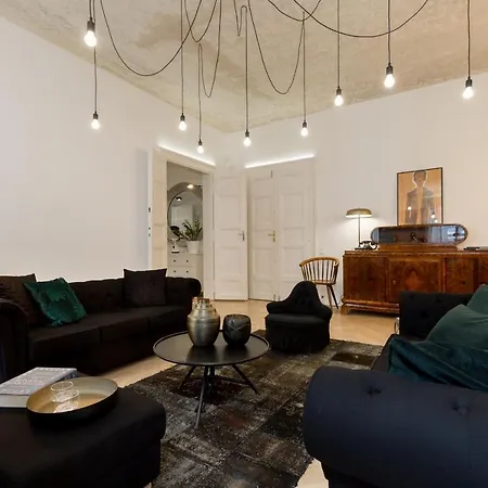 Apartment Bohemian Dream In The Absolute Center W 2br/2bt *