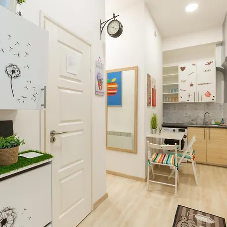 Apartment Colourful *