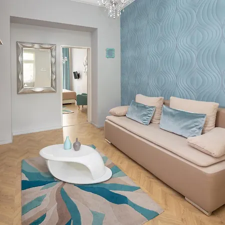 Apartment Butik Life & *