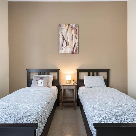 Basilika Monnalisa Luxury 3 Bedrooms With Amazing View Need Reservation X Free Parking 布达佩斯