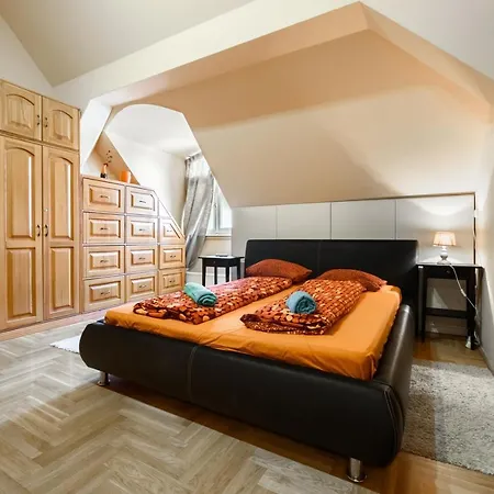 Appartamento View To The Roofs Luxury With 2 Bedrooms *
