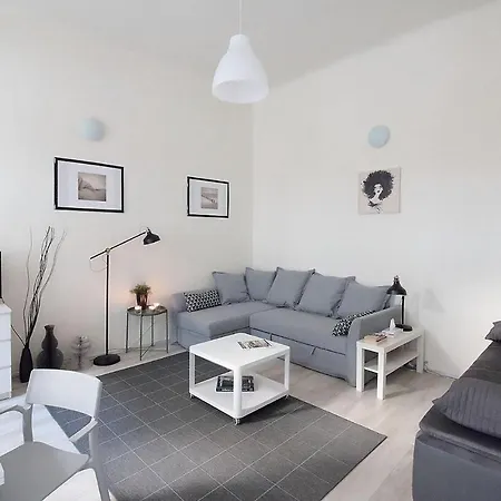 Eotvos Design Budapešť