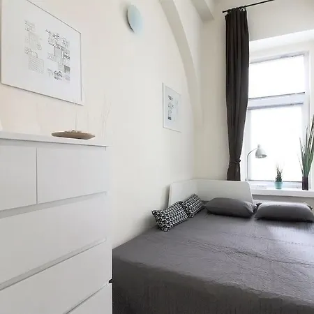 Eotvos Design Apartmán *
