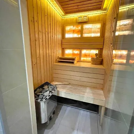 Pearl Lux Residency - Finn Sauna & Steam Apartment Budapest