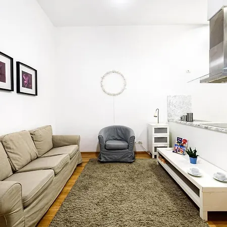 Avenue Hostal *