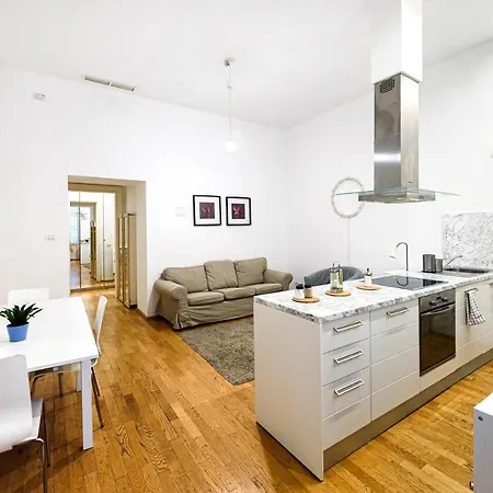 Avenue Hostal Budapest