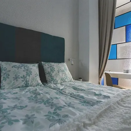 Luxury Gold 2 Bedroom