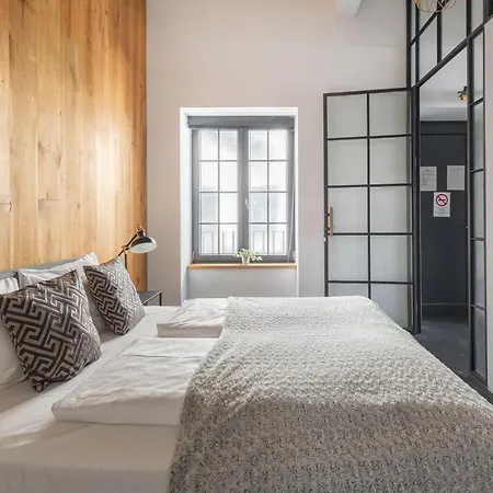 Loft Astoria Apartmán *