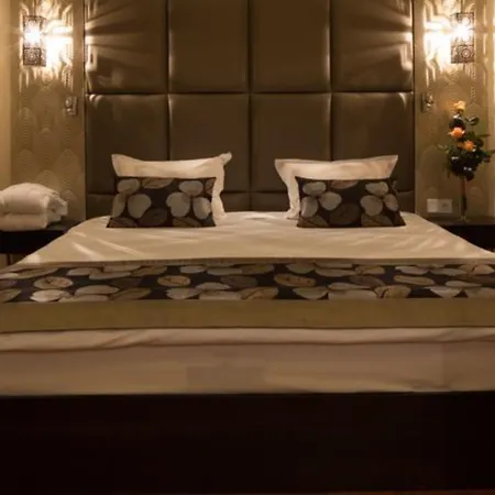 Continental Hotel