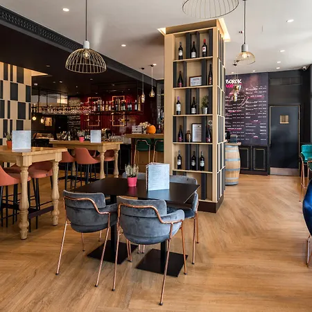 Mercure Korona 4*