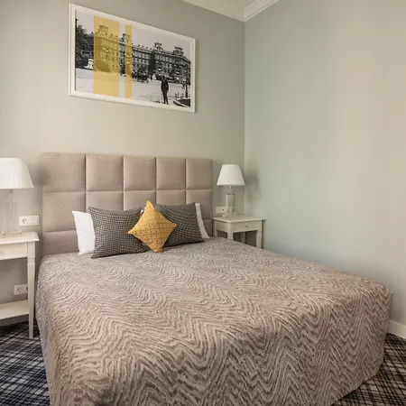 Mamaison Izabella Otel