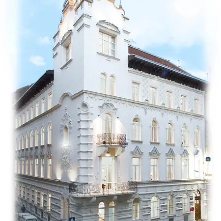 Ikonik Parlament Budapeste