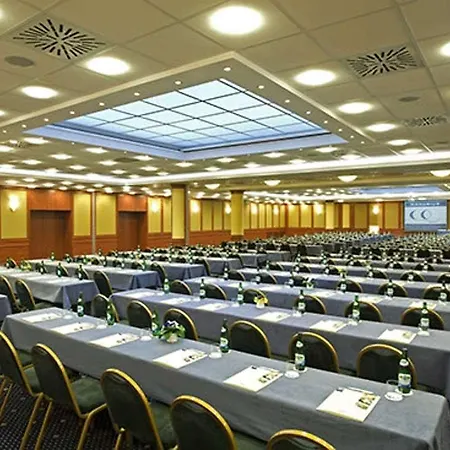 Danubius Hungaria Center