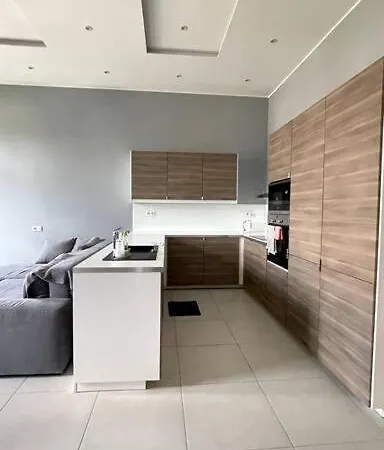 Renovated&spacious Two-bedroom In Appartamento *