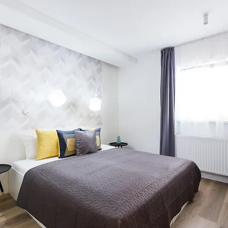 Chalet Swu Broadway *