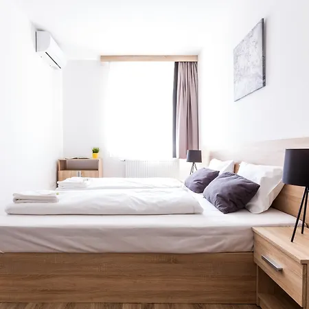 Apartment Vagabond Corvin *