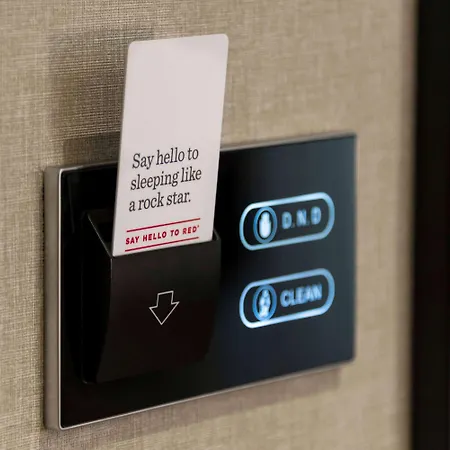 Hotel Ramada By Wyndham Center 4*